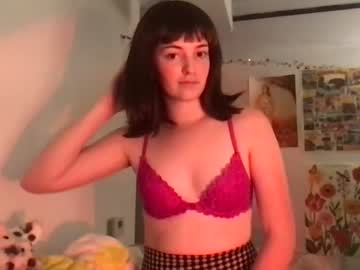 girl Boob Cam with eroticemz