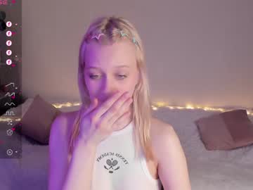 girl Boob Cam with molly_blooom