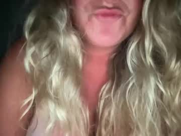 girl Boob Cam with caromarie97