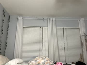 girl Boob Cam with sarahbabyyy19