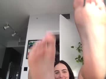 girl Boob Cam with of_aliiscool