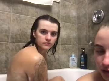 couple Boob Cam with bebbliez