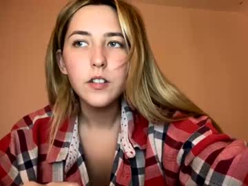 girl Boob Cam with cailyviolet