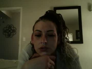 girl Boob Cam with bessentialb