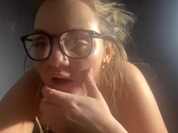 girl Boob Cam with snackonsophie