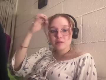 girl Boob Cam with lavender_lune