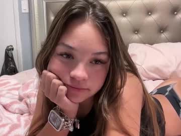 girl Boob Cam with sophialynnxx