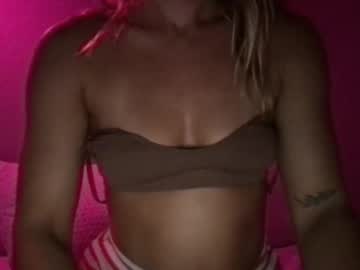 girl Boob Cam with luhluhlove