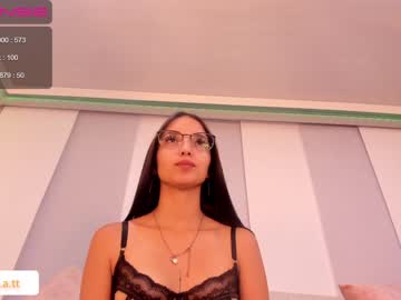 girl Boob Cam with isabella_torres_