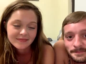couple Boob Cam with jbabyy19