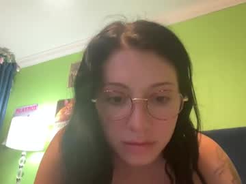 girl Boob Cam with ravenlanexx