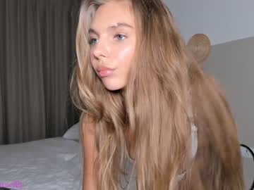 girl Boob Cam with justacuddlie