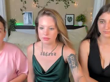 girl Boob Cam with isla_meow