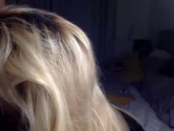 couple Boob Cam with barbie_marilyn