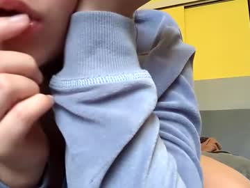 girl Boob Cam with vivianwestwood