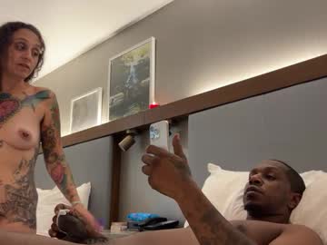 couple Boob Cam with socalandtheplug