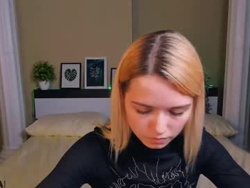 girl Boob Cam with monica_style01