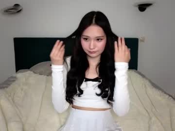girl Boob Cam with cuuute_vibe