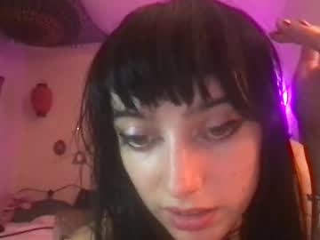 girl Boob Cam with lucky_sweetheart