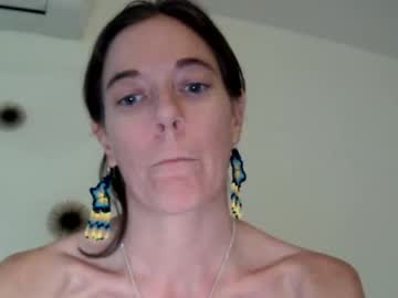 girl Boob Cam with itsallaboutenergy___