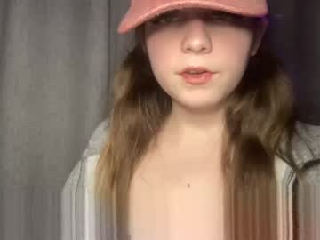 girl Boob Cam with uncomf
