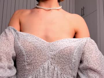 girl Boob Cam with noreenelletson
