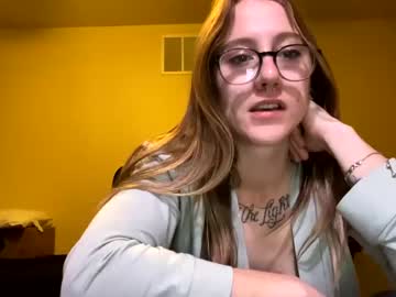 girl Boob Cam with slimthiccshady1