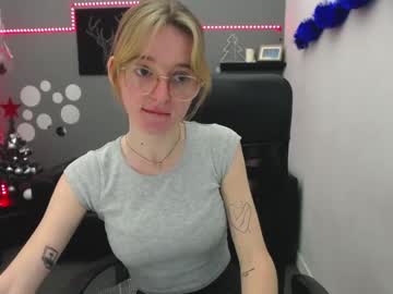 girl Boob Cam with amyy_girl