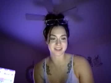 girl Boob Cam with leia_renae