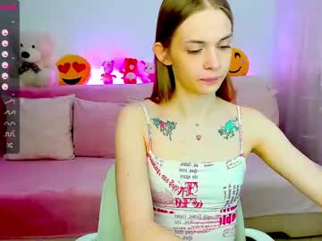 girl Boob Cam with molly_hunt