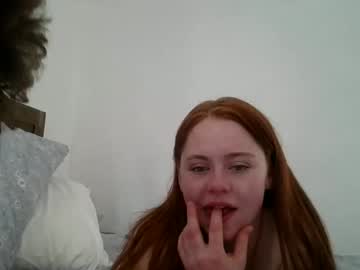 couple Boob Cam with everyonefantasy