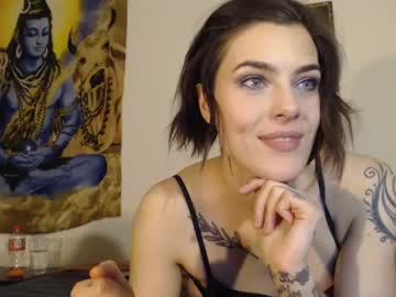 couple Boob Cam with thea_chamelion