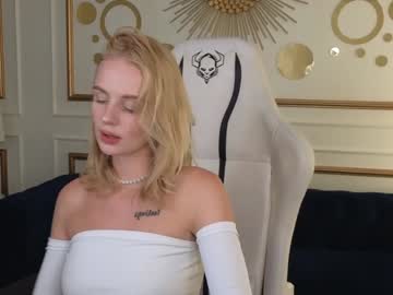 girl Boob Cam with alina_054_