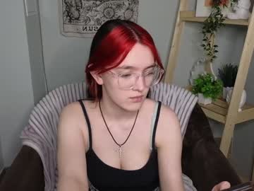 girl Boob Cam with xteeenx