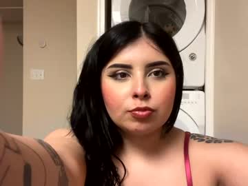 girl Boob Cam with krissykittymeow