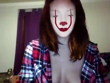 girl Boob Cam with pennywise__