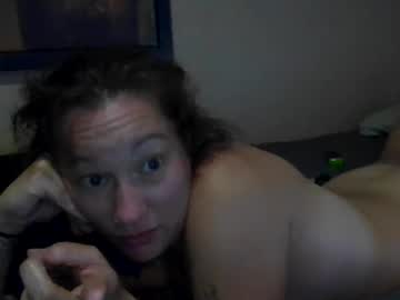 couple Boob Cam with ttownsfinest6969