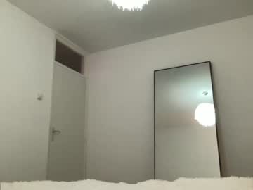 girl Boob Cam with seraveraxo