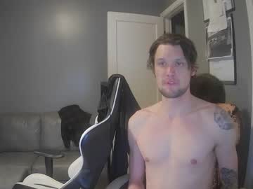 couple Boob Cam with 2damntallproductions