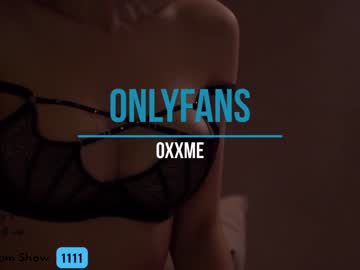 girl Boob Cam with oxxme