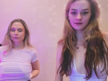 couple Boob Cam with molly__fox1