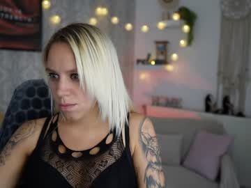 girl Boob Cam with cherry__blond