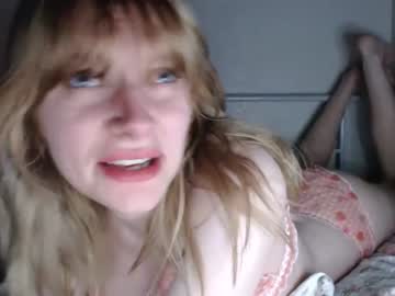 girl Boob Cam with dumbdoll9