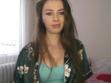 girl Boob Cam with high_space