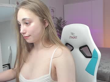 girl Boob Cam with sweetest_doll