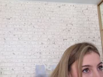 girl Boob Cam with lorahastey