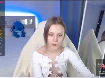 girl Boob Cam with leslie_baby