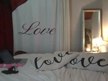 couple Boob Cam with ourjourneyxoxo
