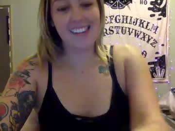 girl Boob Cam with thicc_tattooed_bitch
